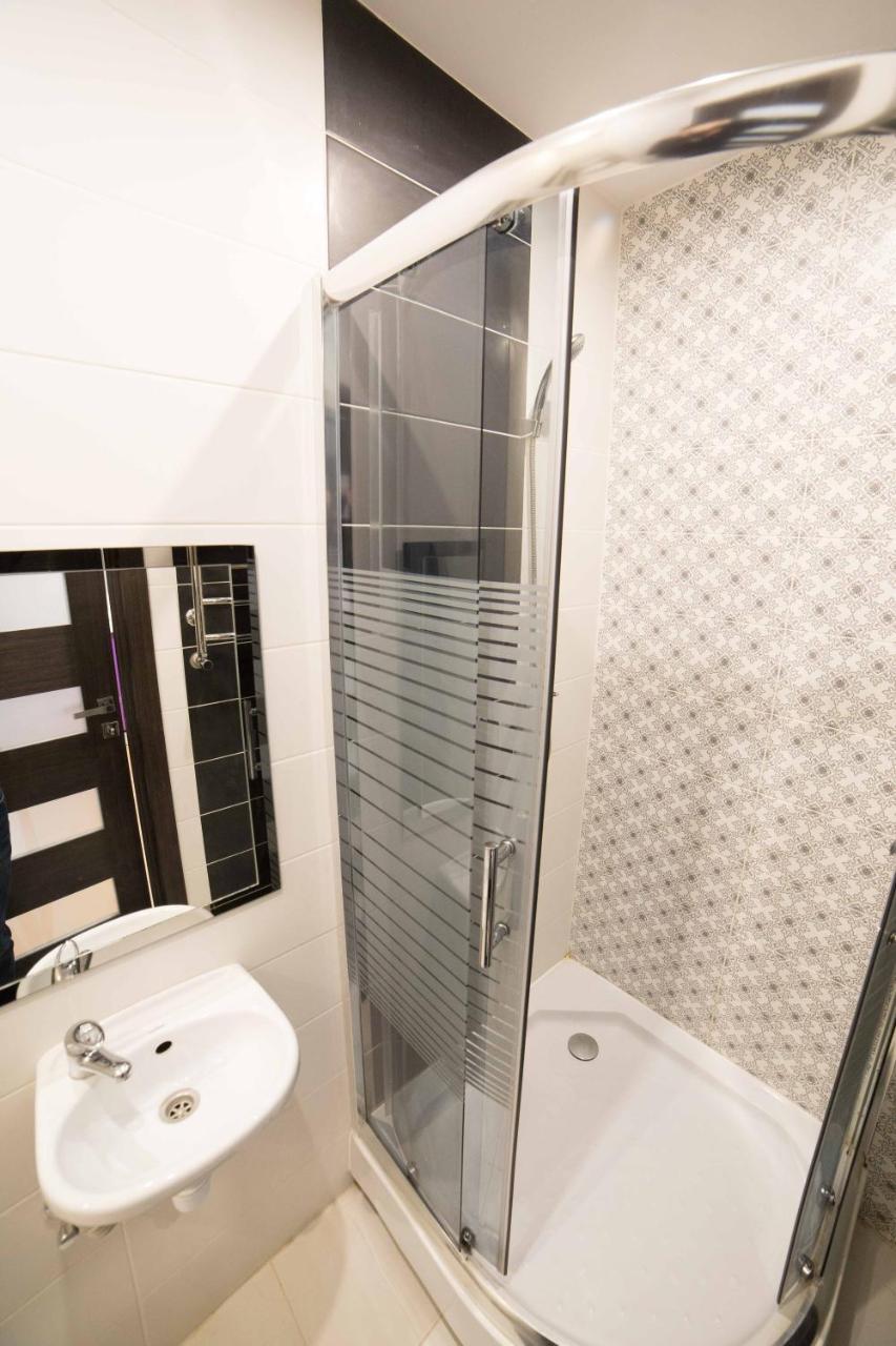 куліша 17 Apartment *