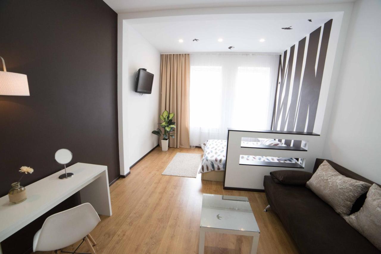 Apartment куліша 17 *